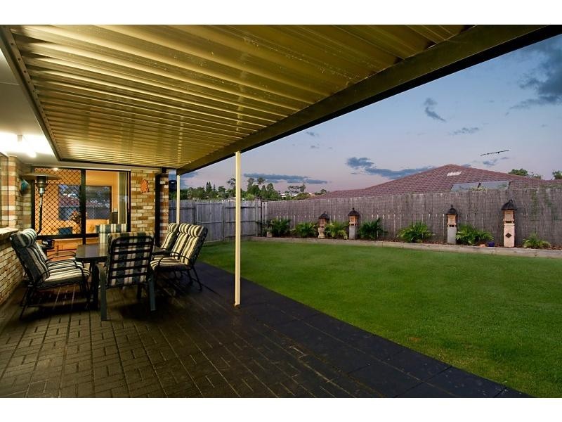 5 Amethyst Court, Griffin QLD 4503