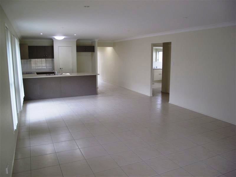 96 Nutmeg Drive, Freshwater, Griffin QLD 4503