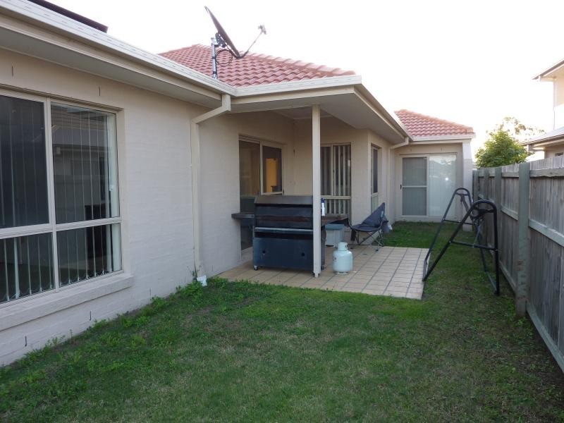 5 Silkyoak Court, North Lakes QLD 4509