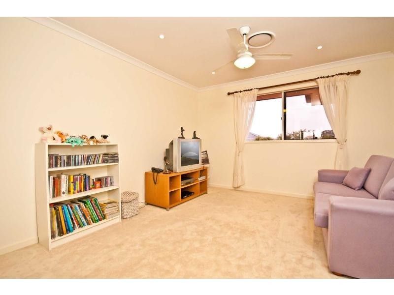 3 Jacana Parade, North Lakes QLD 4509