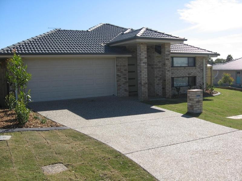 15 Tarragon , Freshwater, Griffin QLD 4503