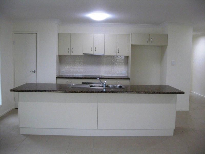 15 Tarragon , Freshwater, Griffin QLD 4503