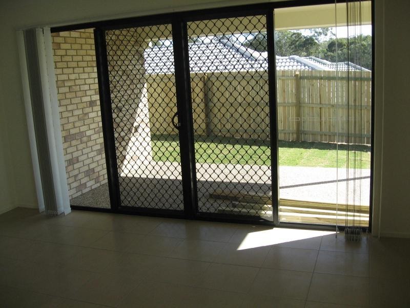 15 Tarragon , Freshwater, Griffin QLD 4503