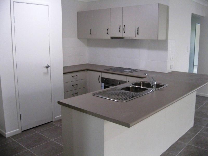 43 Tarragon Parade, Freshwater, Griffin QLD 4503