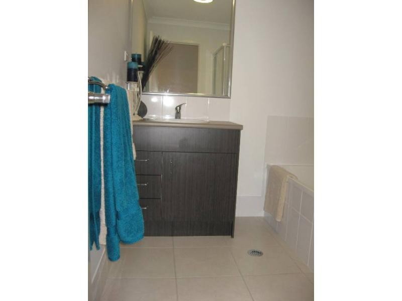 17 Ginger Crescent, Freshwater, Griffin QLD 4503