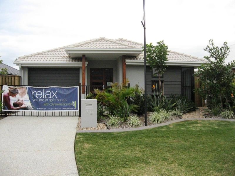 19 Ginger Crescent, Freshwater, Griffin QLD 4503
