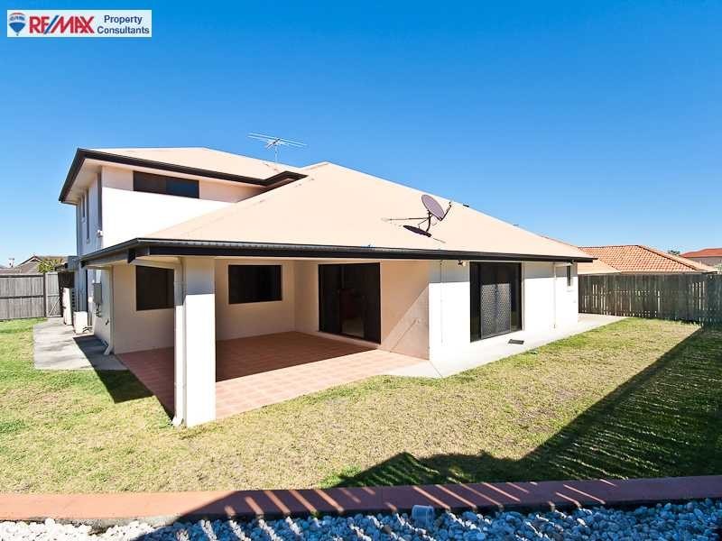 24 Chilton Crescent, North Lakes QLD 4509