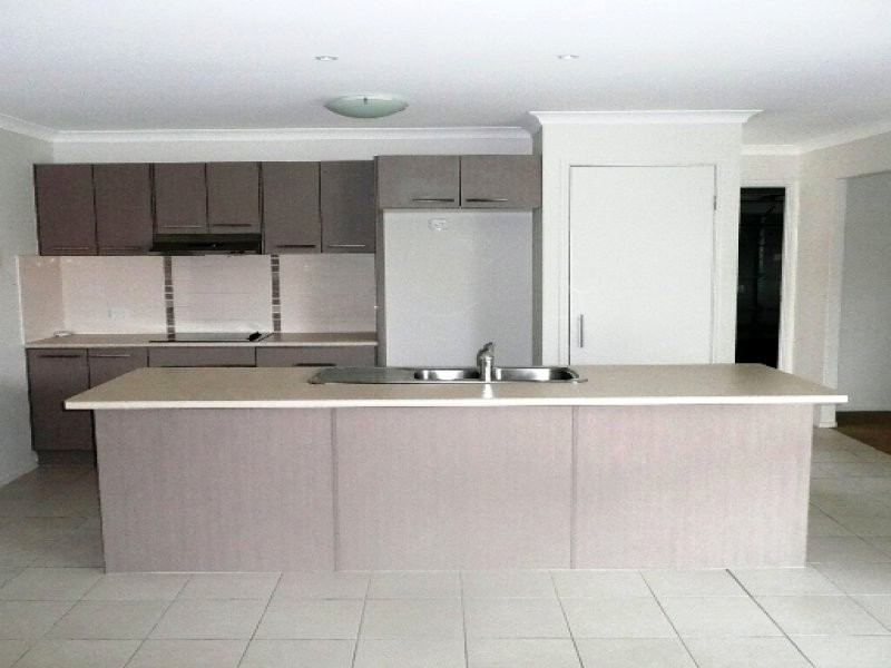 9 Hackett Court, Caboolture South QLD 4510