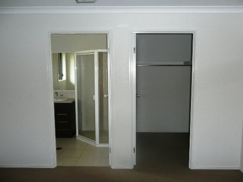 9 Hackett Court, Caboolture South QLD 4510
