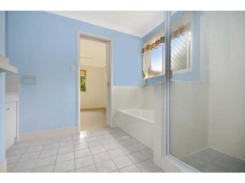 16 Wattlebrush Court, Murrumba Downs QLD 4503