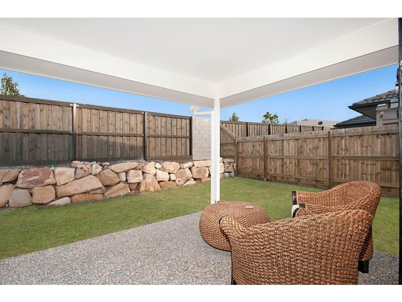 6 Sunjoy Place, North Lakes QLD 4509