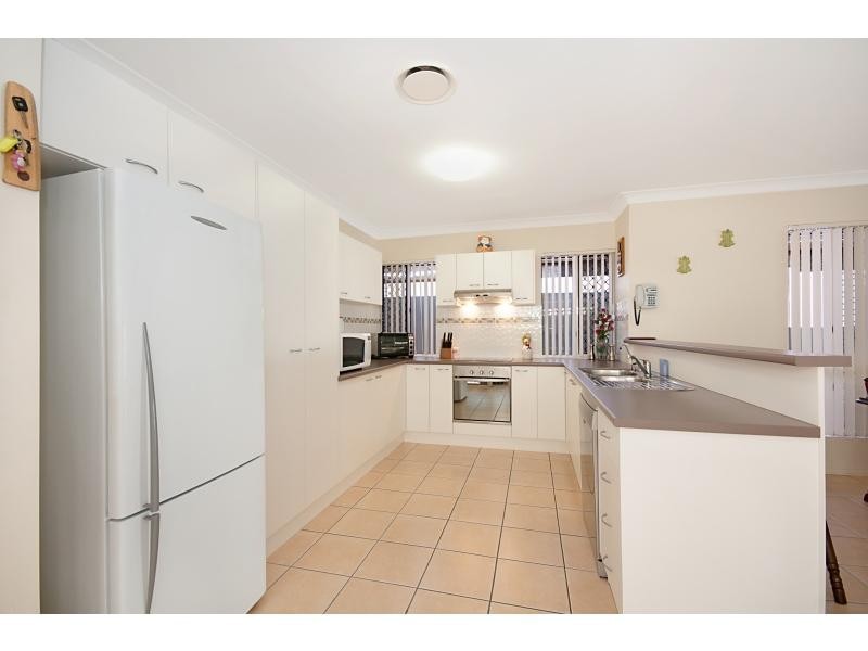 North Lakes QLD 4509