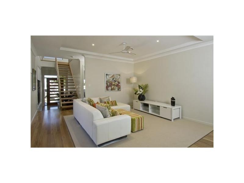 North Lakes QLD 4509