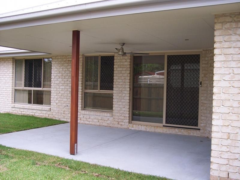 9 Desmond Street, Narangba QLD 4504