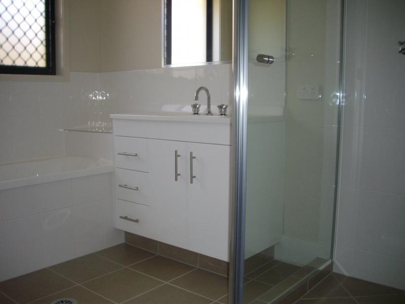 16 Daintree Circuit, North Lakes QLD 4509