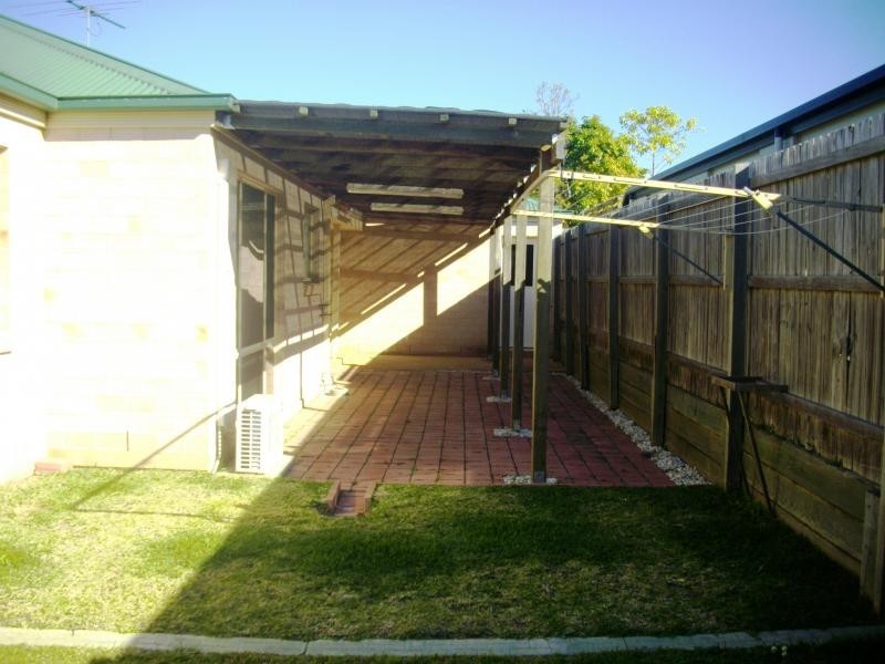 6 Southerden Drive, North Lakes QLD 4509