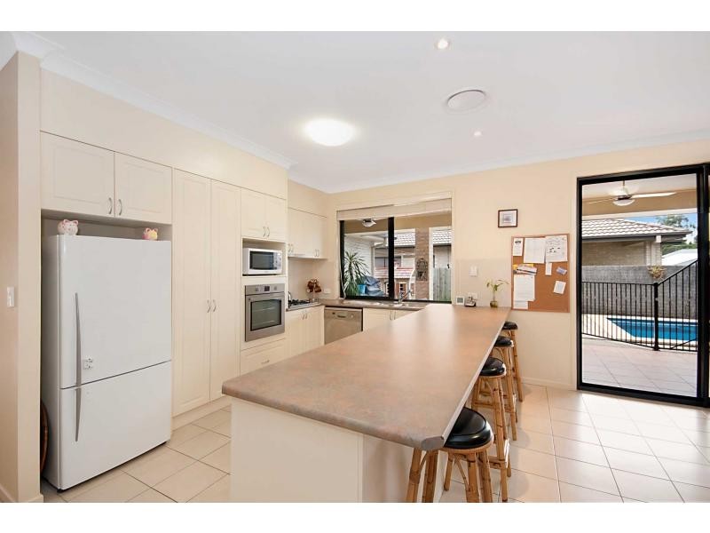 North Lakes QLD 4509