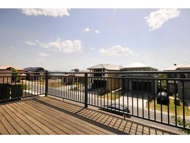 North Lakes QLD 4509