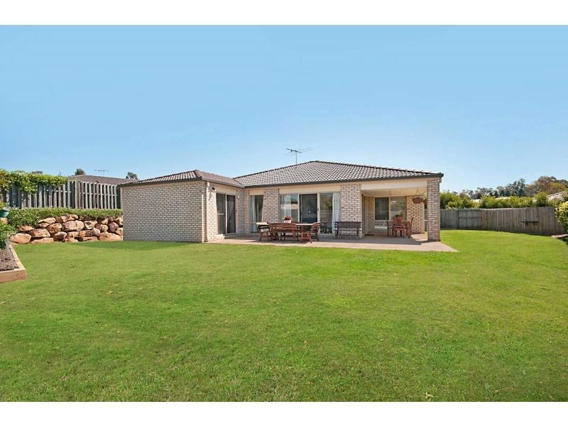 3 Amethyst Court, Griffin QLD 4503