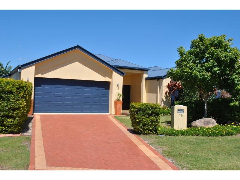 15 Lochern Court, North Lakes QLD 4509