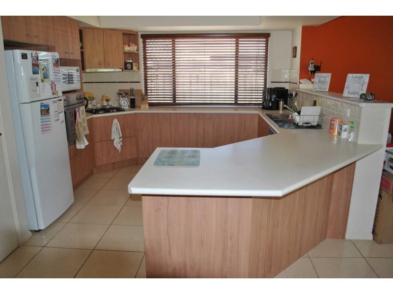 15 Lochern Court, North Lakes QLD 4509