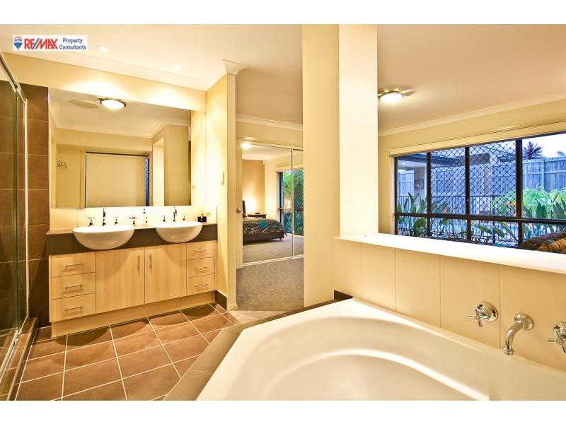 7 Jacana Parade, North Lakes QLD 4509