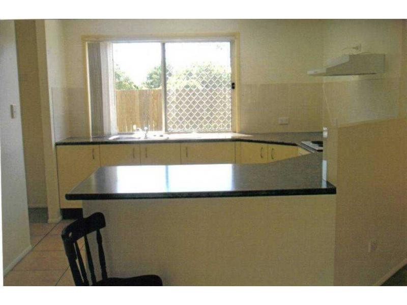 2/12 Slater Avenue, Lawnton QLD 4501