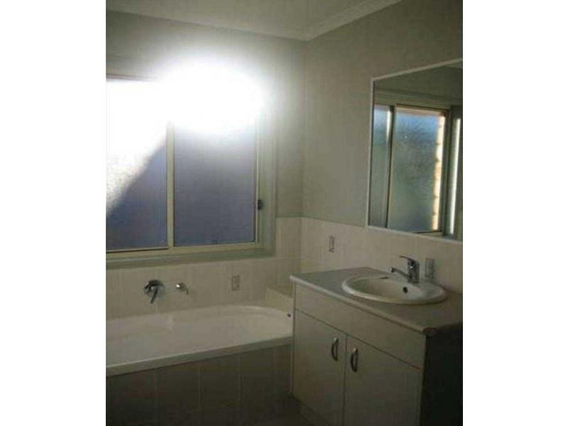 3/12 Slater Avenue, Lawnton QLD 4501