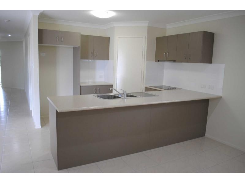 21 Merion Crescent, North Lakes QLD 4509