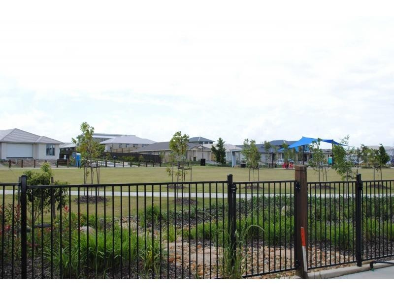 21 Merion Crescent, North Lakes QLD 4509