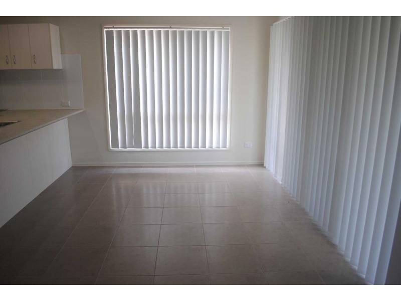 2 Petronas Street, North Lakes QLD 4509