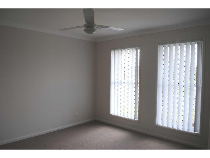 19 Williams Crescent, North Lakes QLD 4509