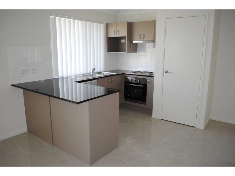 19 Williams Crescent, North Lakes QLD 4509