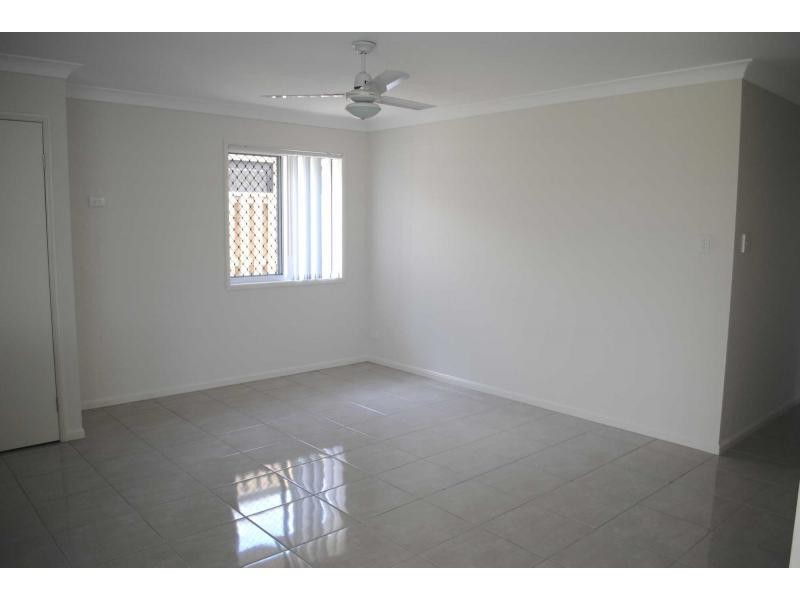 19 Williams Crescent, North Lakes QLD 4509