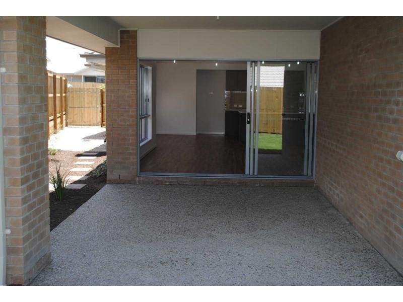 128 Mackintosh Drive, North Lakes QLD 4509