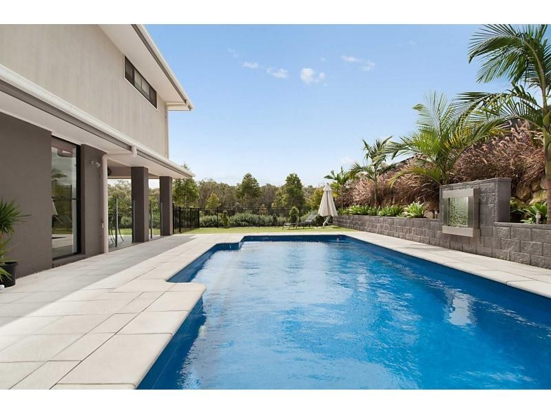 18 Planigale Crescent, North Lakes QLD 4509