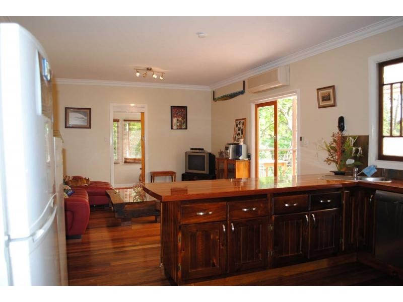 38 Bell Road, Glass House Mountains QLD 4518