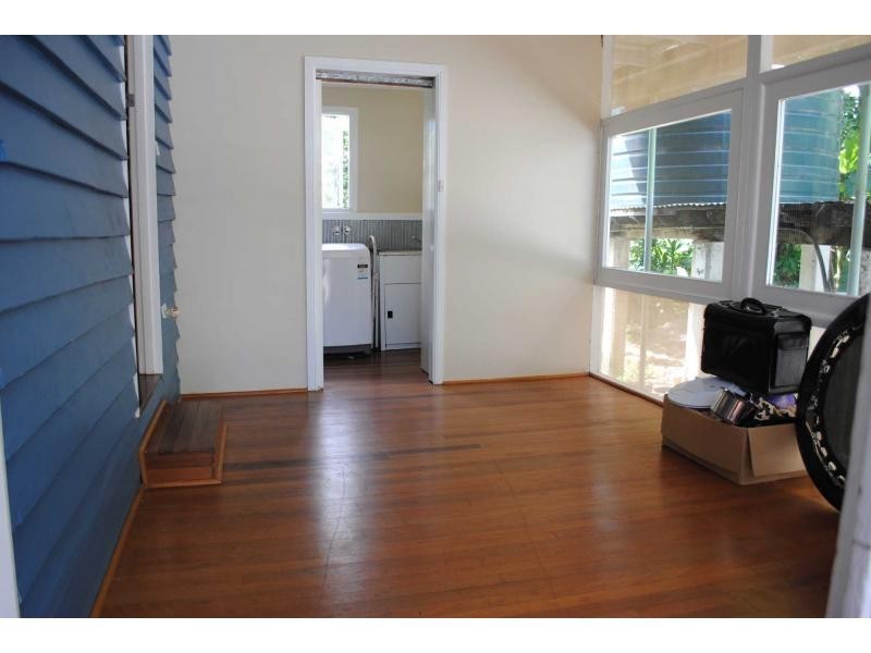 38 Bell Road, Glass House Mountains QLD 4518