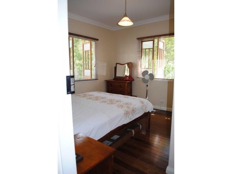 38 Bell Road, Glass House Mountains QLD 4518