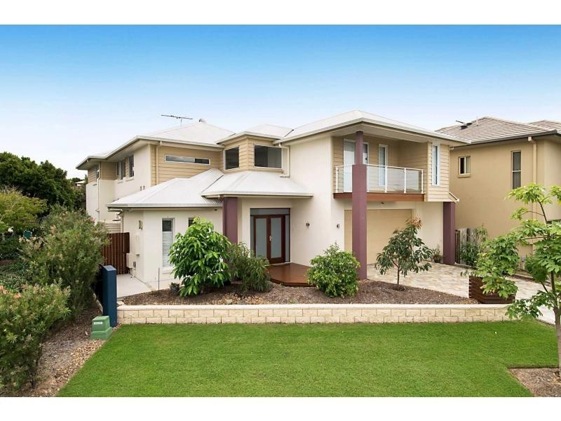 8 Armour Close, North Lakes QLD 4509