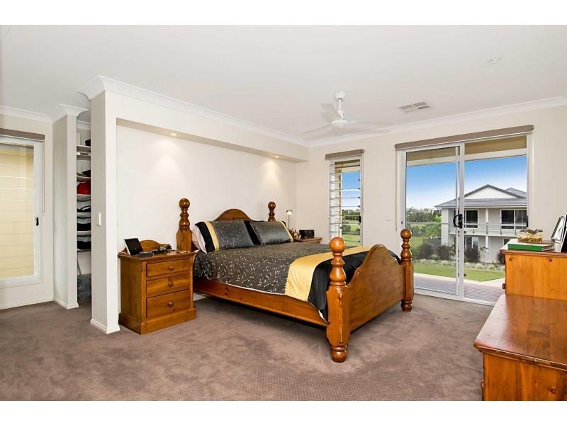 8 Armour Close, North Lakes QLD 4509