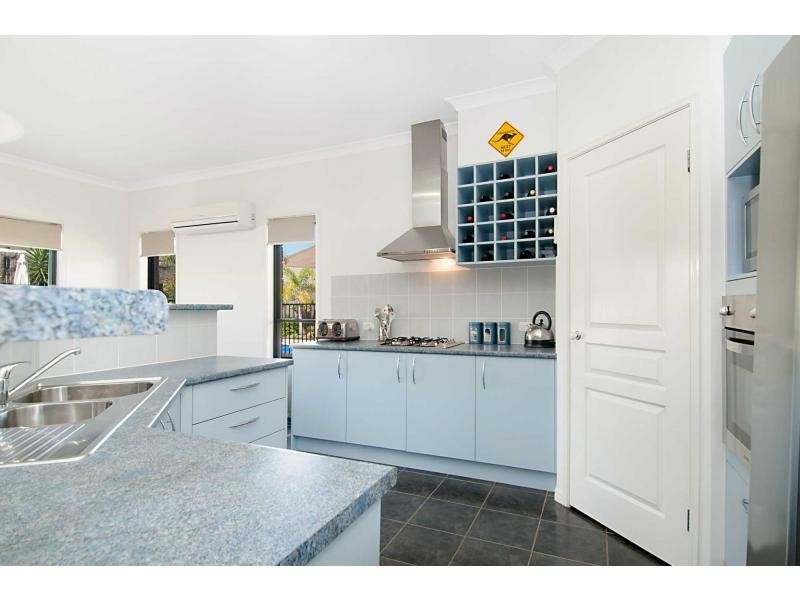 4 Planigale Crescent, North Lakes QLD 4509