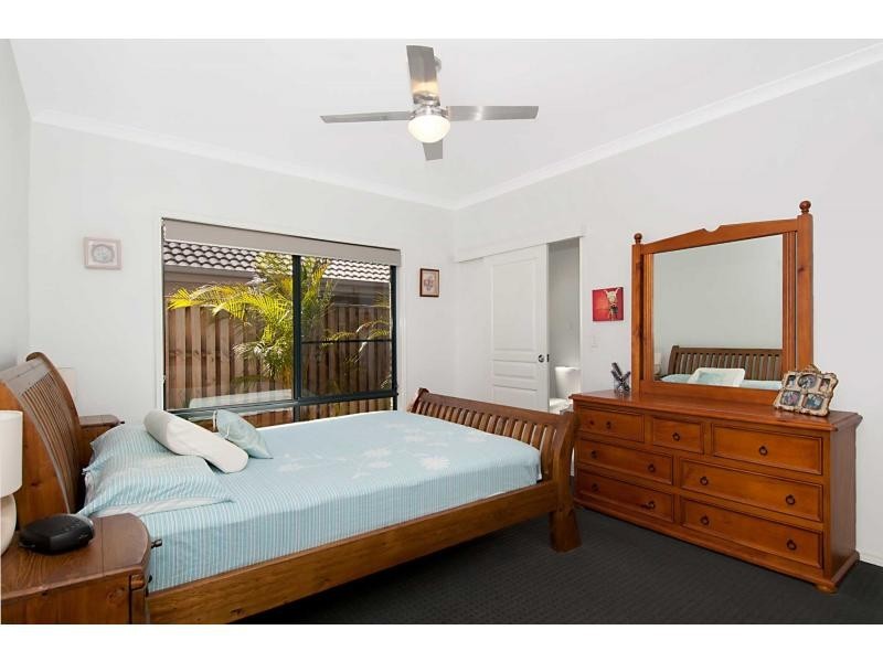 4 Planigale Crescent, North Lakes QLD 4509