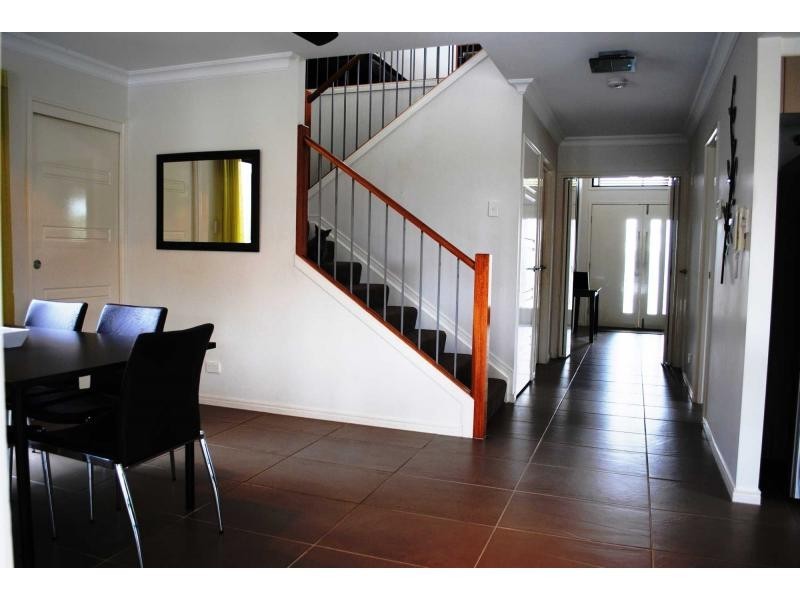 18 Planigale Crescent, North Lakes QLD 4509