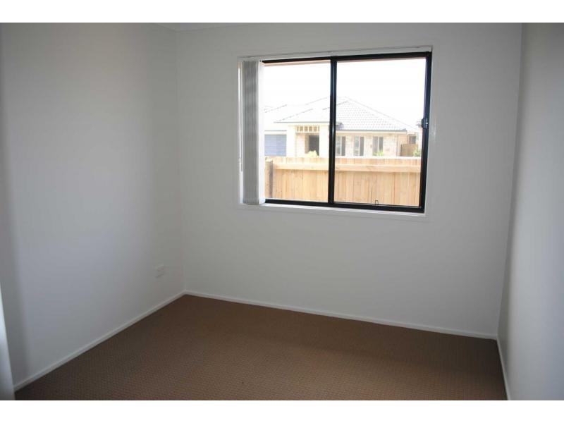 10 Triumph Street, North Lakes QLD 4509