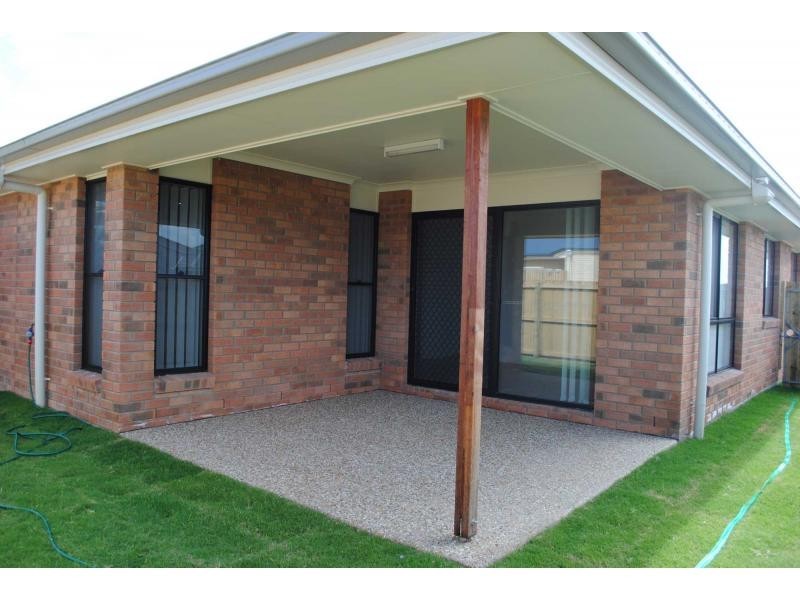 10 Triumph Street, North Lakes QLD 4509