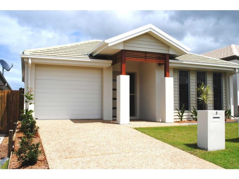 5 Riviera Crescent, North Lakes QLD 4509
