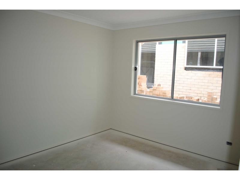 5 Riviera Crescent, North Lakes QLD 4509