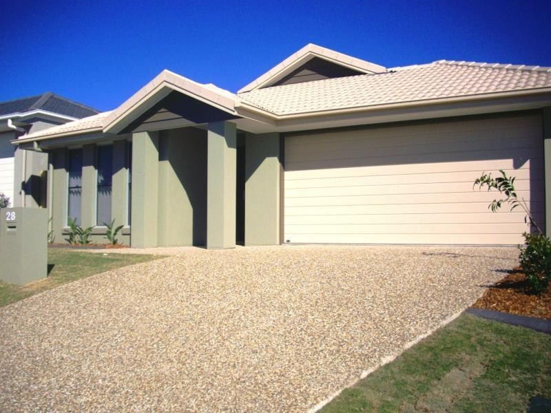 28 Nina Crescent, North Lakes QLD 4509