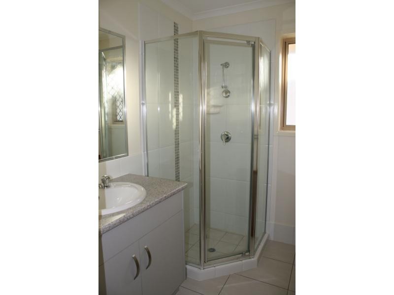 2/60-64 Glenmore Street, Kallangur QLD 4503